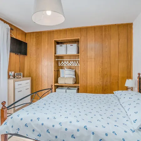 2 Bedroom Gorgeous Home In Baska Exterior photo