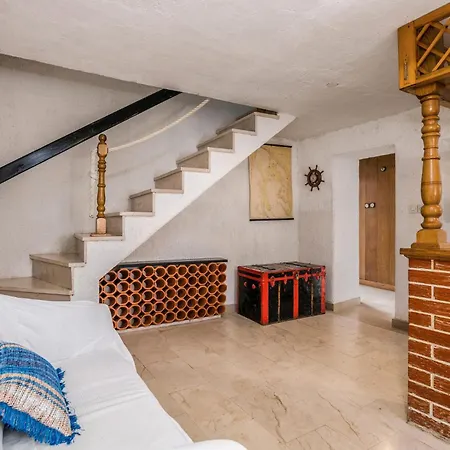 2 Bedroom Gorgeous Home In Baska Exterior photo