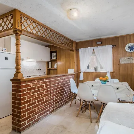 2 Bedroom Gorgeous Home In Baska Exterior photo