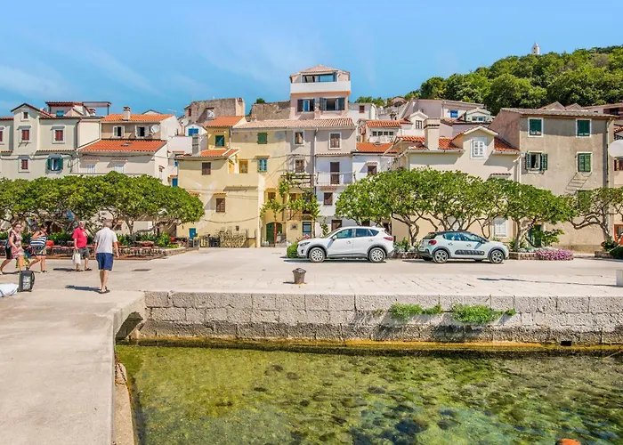 2 Bedroom Gorgeous Home In Baska